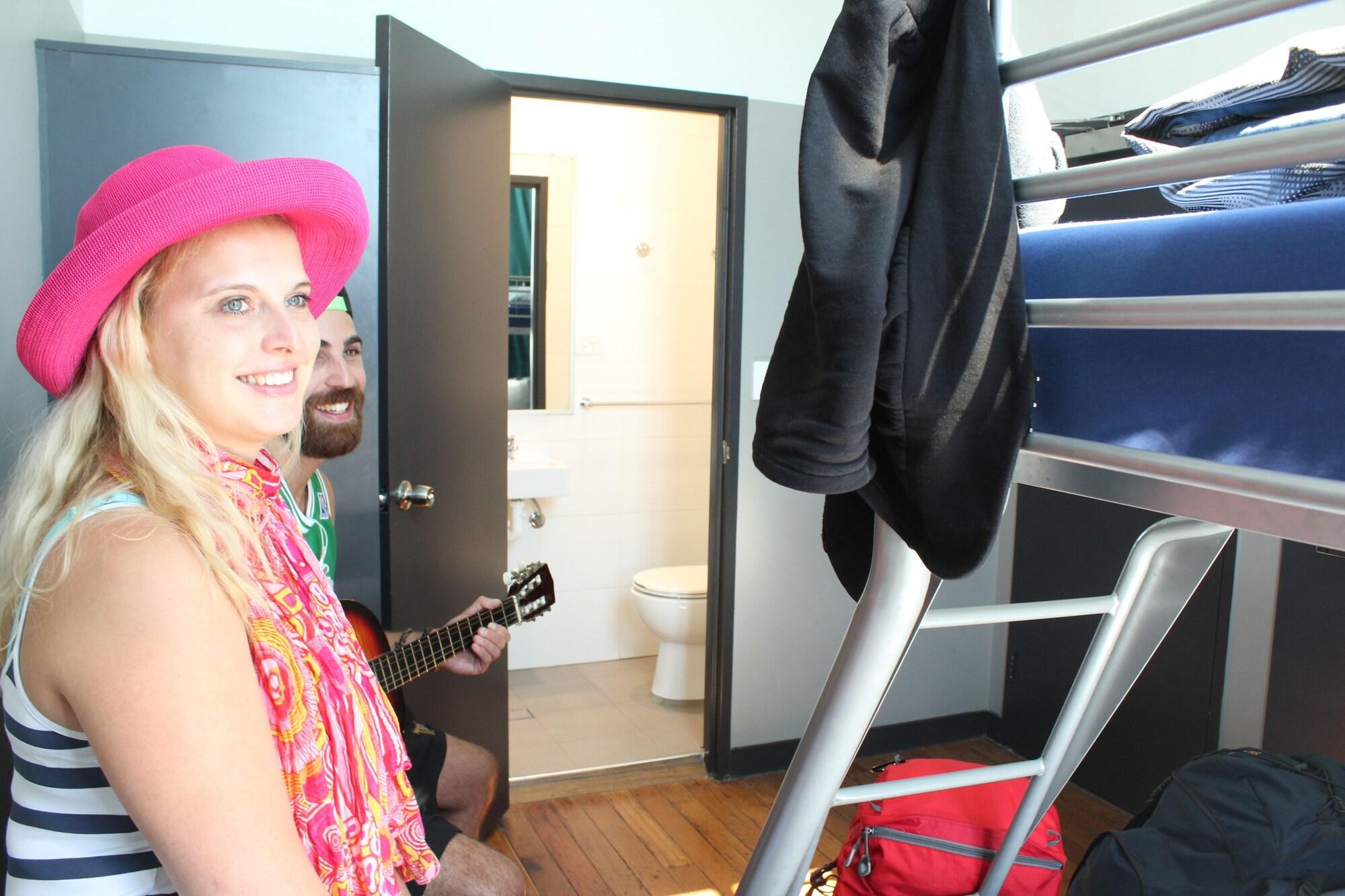 Хостел Bunk Brisbane Fortitude Valley Екстер'єр фото